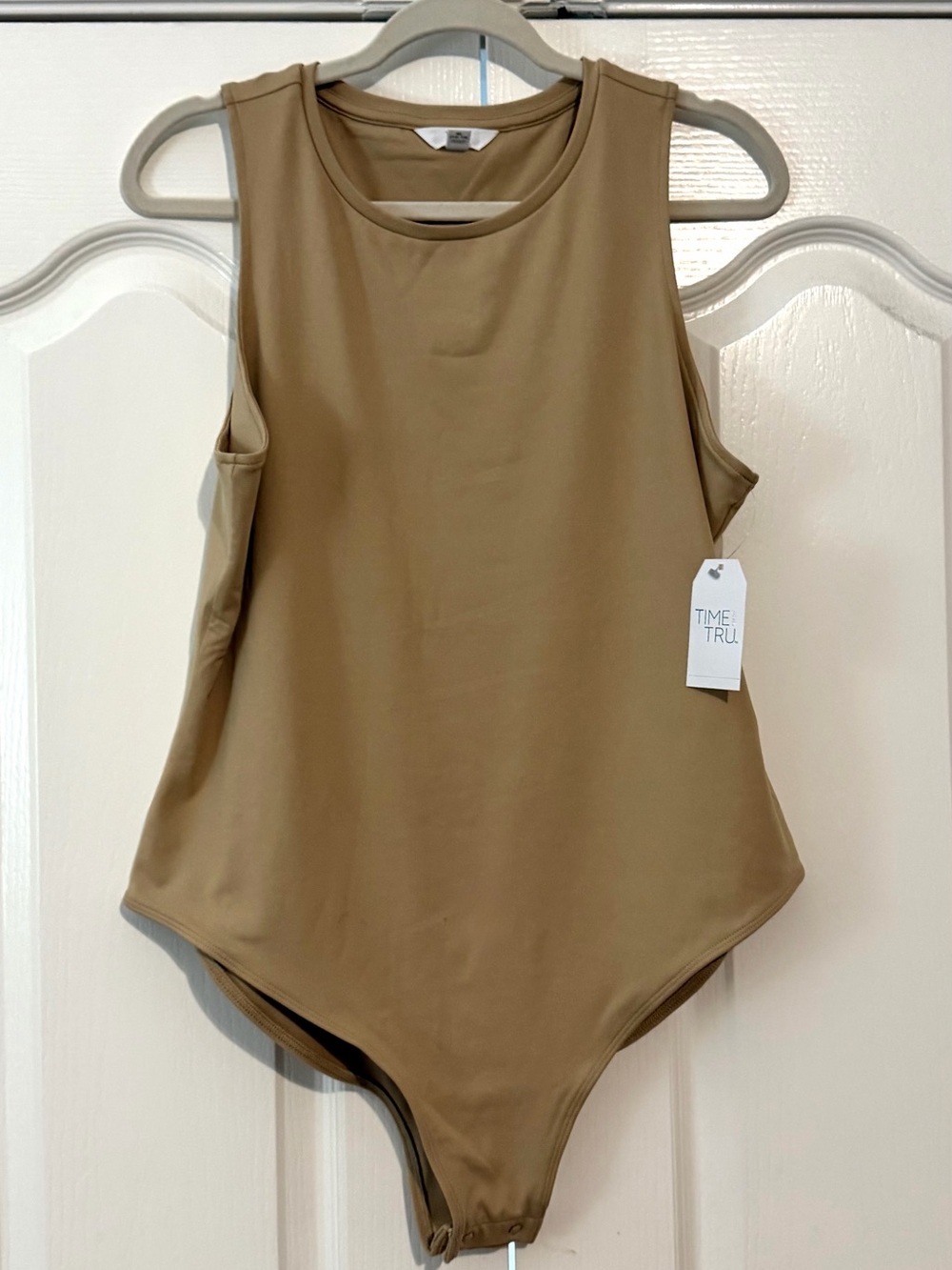 Time and True Tan Body Suit with thong back and snap closure Sz XL - Picture 3 of 4